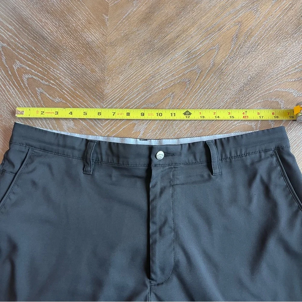 Callaway Men’s Black Flat Front Golf Shorts size 36